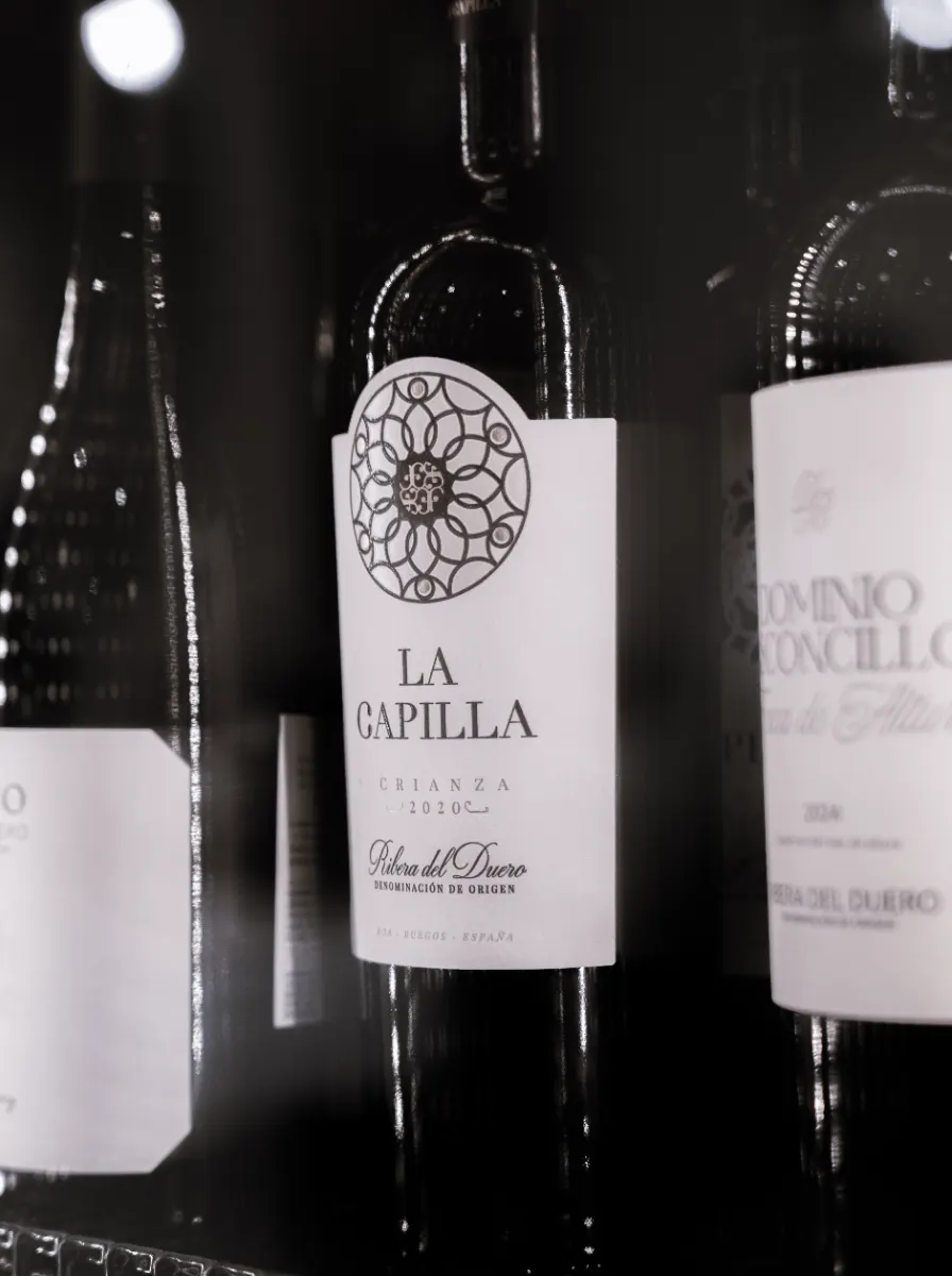 Botellas de vino en La Barra de Consuelo